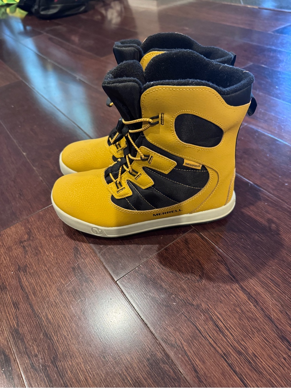 Merrell Kids Yellow and Black Snow Boots